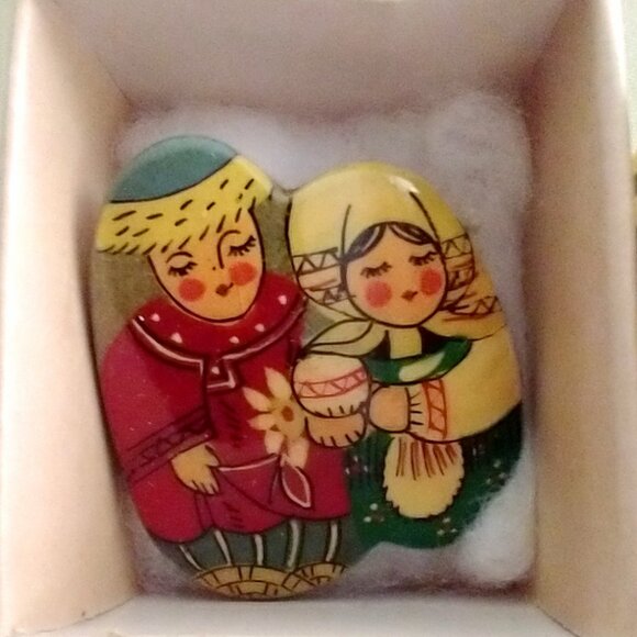 Soviet Russia Vintage Brooch Pin Lacquered Hand Painted Folk Art - Picture 11 of 13